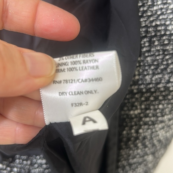 EILEEN FISHER Black White Tweed Zippered Leather Trim Jacket Size Petite Large - Picture 10 of 16